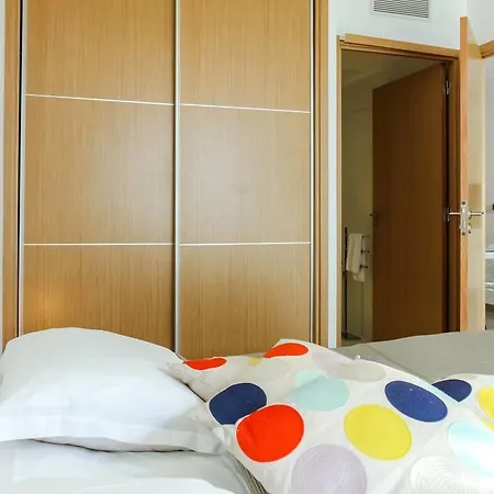 Apartament My Casa White Pearl - Parking